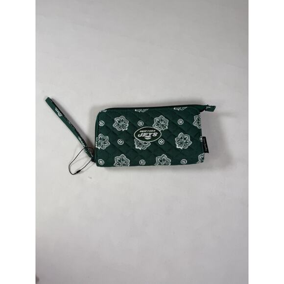 Vera Bradley Handbags - NWOT Vera Bradley NFL New York Jets Wristlet Wallet RFID Front Zip Green Bandana